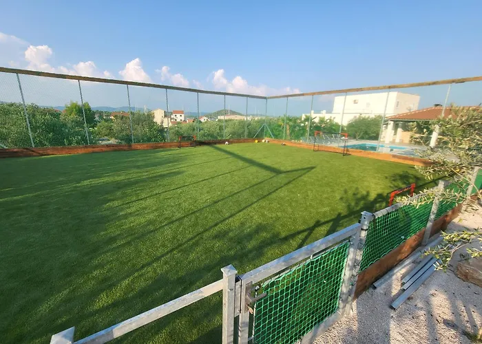 Palms Apartahotel 4*