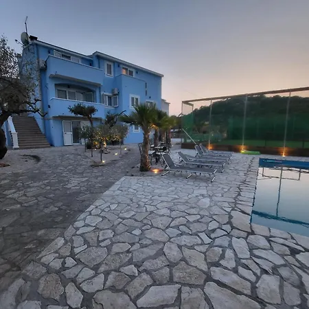Aparthotel Palms *